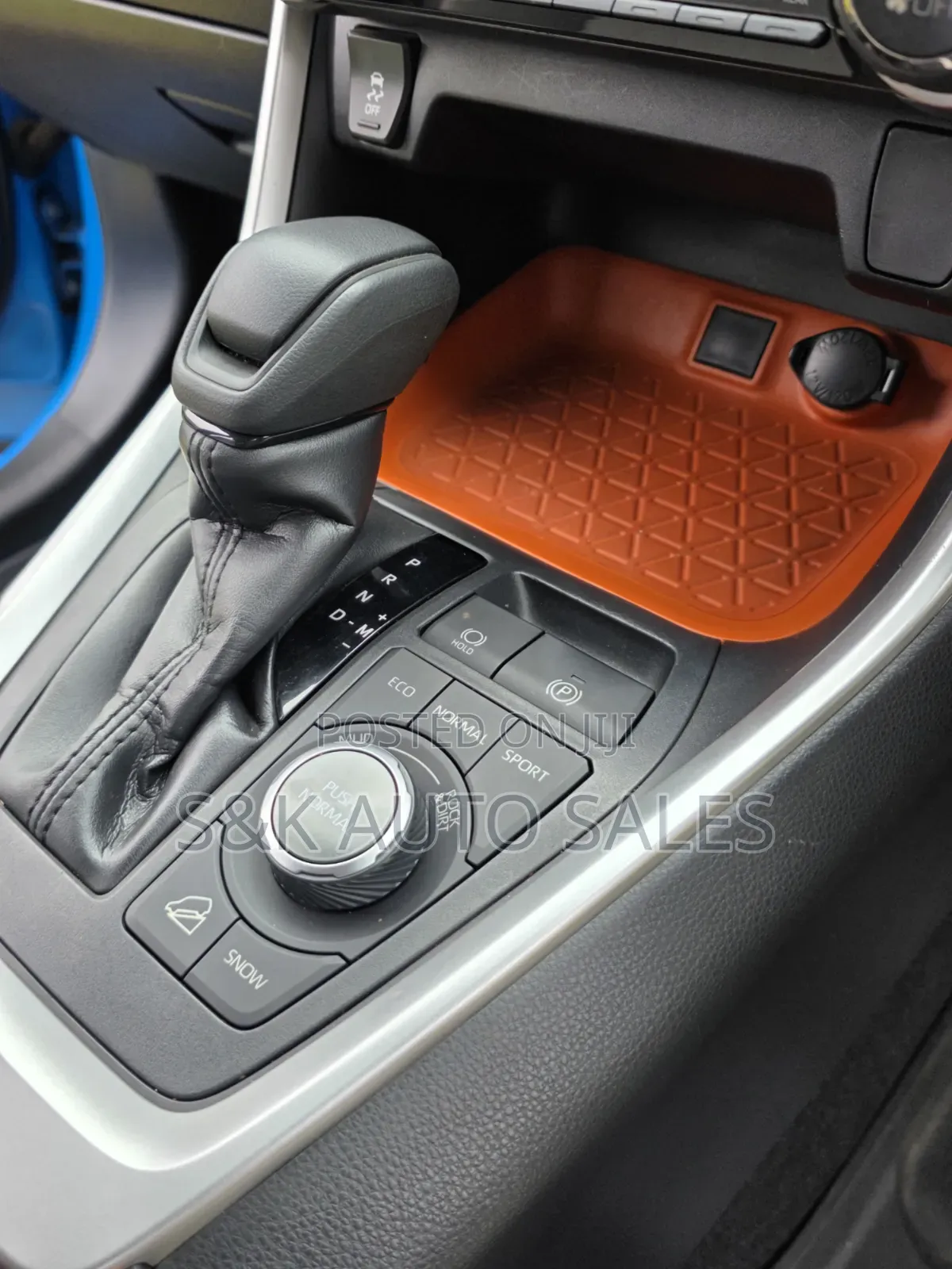 Toyota RAV4 2019 Blue