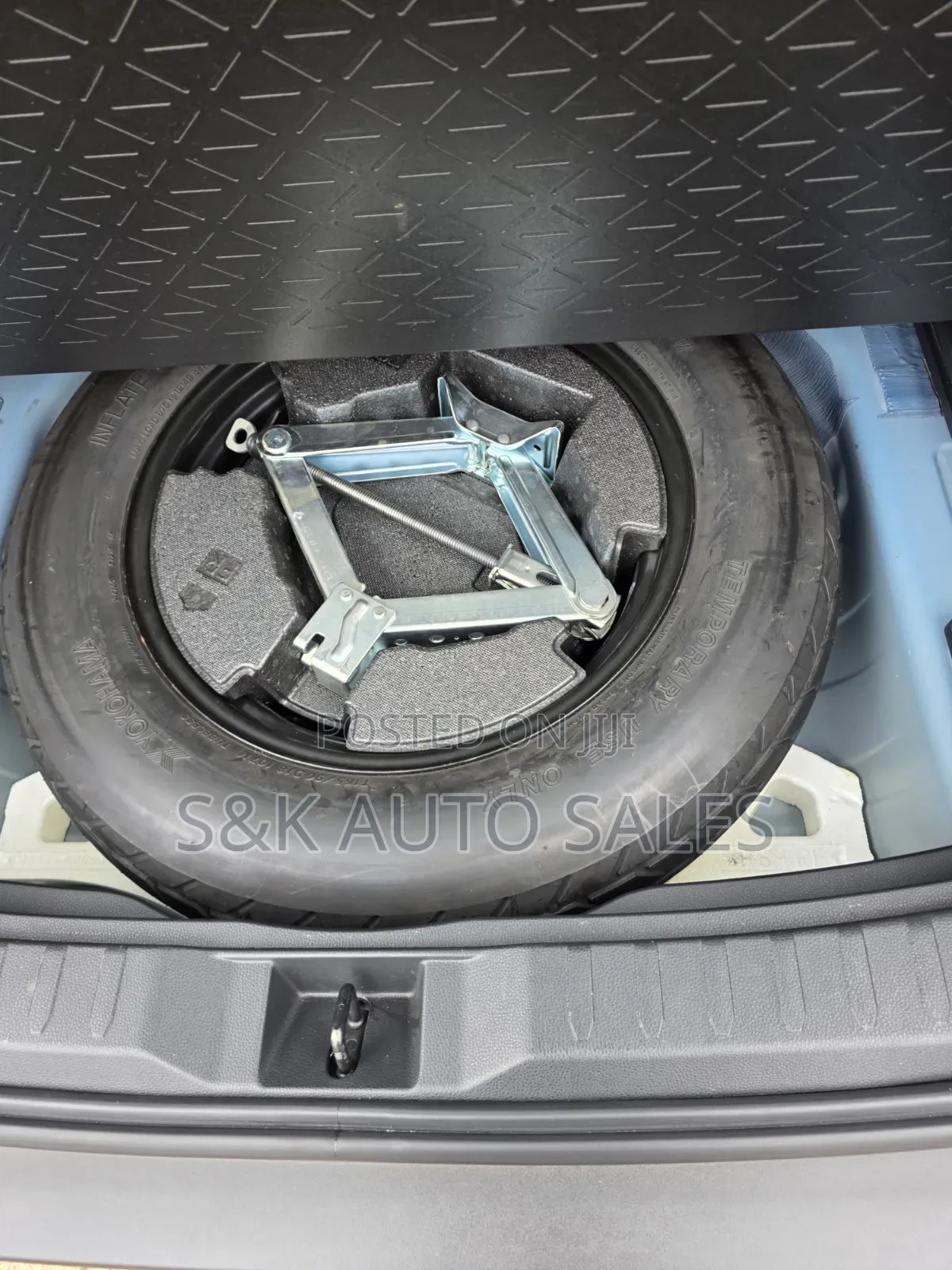 Toyota RAV4 2019 Blue