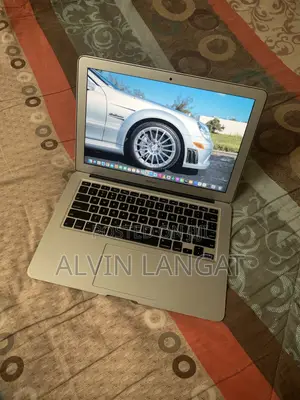 Laptop Apple MacBook Air 8GB Intel Core i5 SSD 128GB