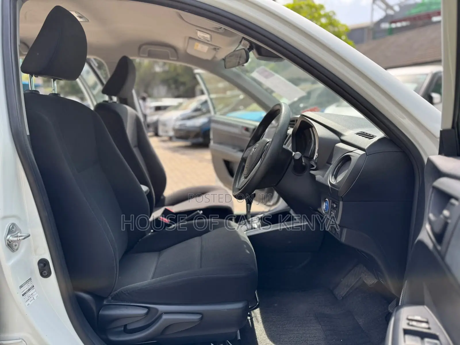 Toyota Corolla Fielder 2019 White