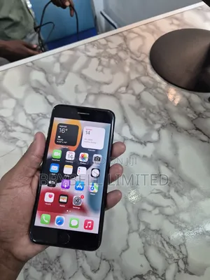 Apple iPhone 8 Plus 64 GB Black