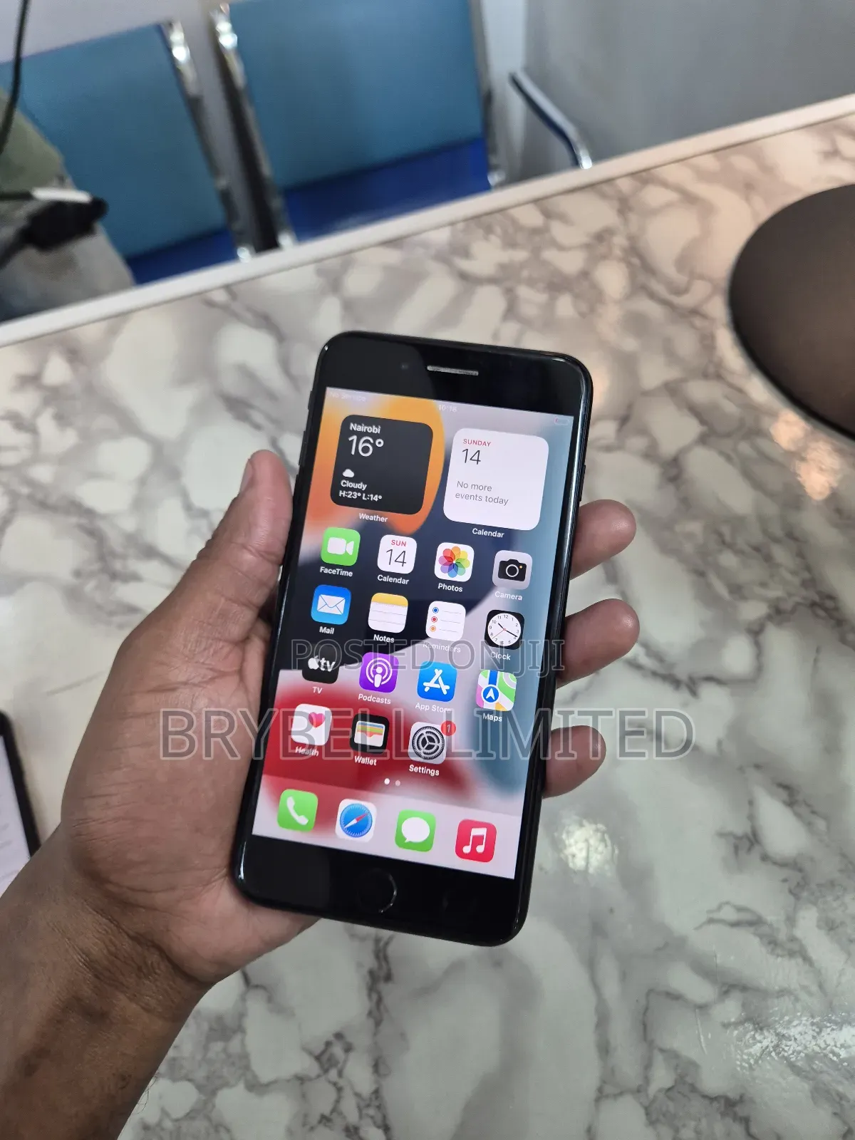 Apple iPhone 8 Plus 64 GB Black