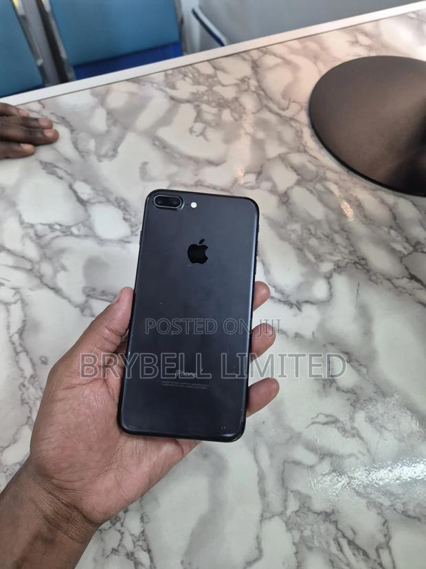 Apple iPhone 8 Plus 64 GB Black - thumbnail 6
