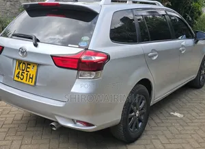 Toyota Corolla Fielder 2016 Silver