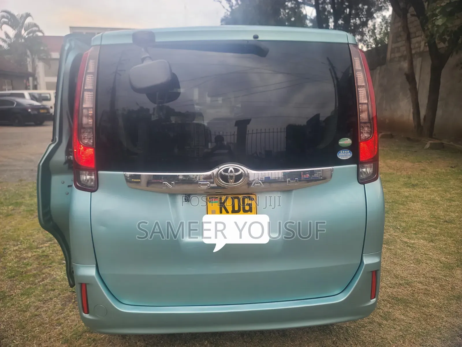 Toyota Noah 2015 Blue
