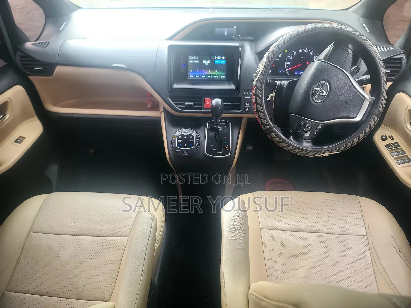 Toyota Noah 2015 Blue