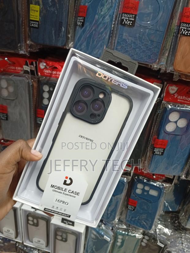 Doyers-Branded Shockproof Phone Case for the iPhone 16 Pro - thumbnail 2