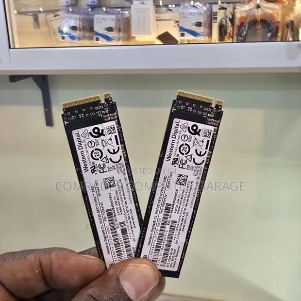 Western Digital Sn720 Nvme Pcie M.2 SSD With a Capacity of 2tb.
