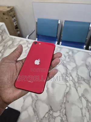Apple iPhone SE (2020) 128 GB Red