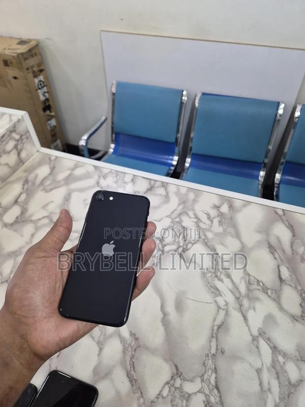 Apple iPhone SE (2020) 64 GB Black - thumbnail 6