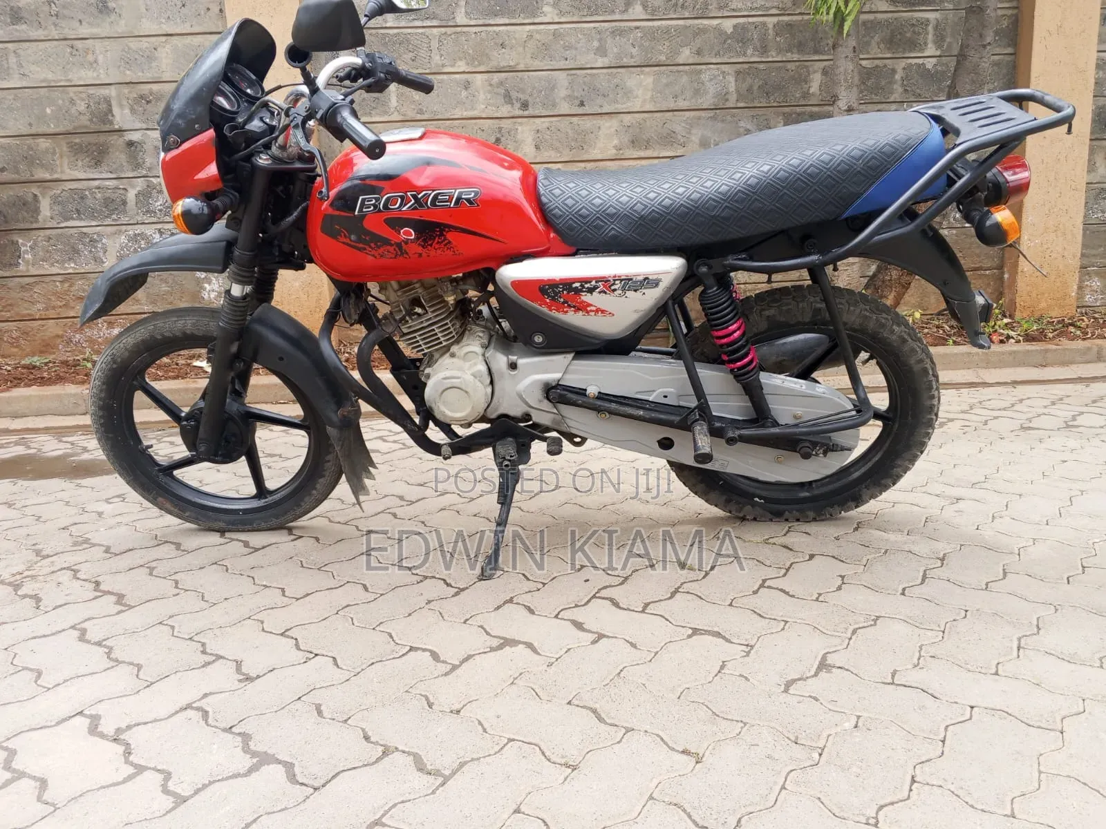 Bajaj Boxer 125 2022 Red