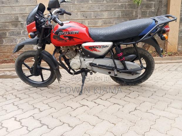 Bajaj Boxer 125 2022 Red - thumbnail 3