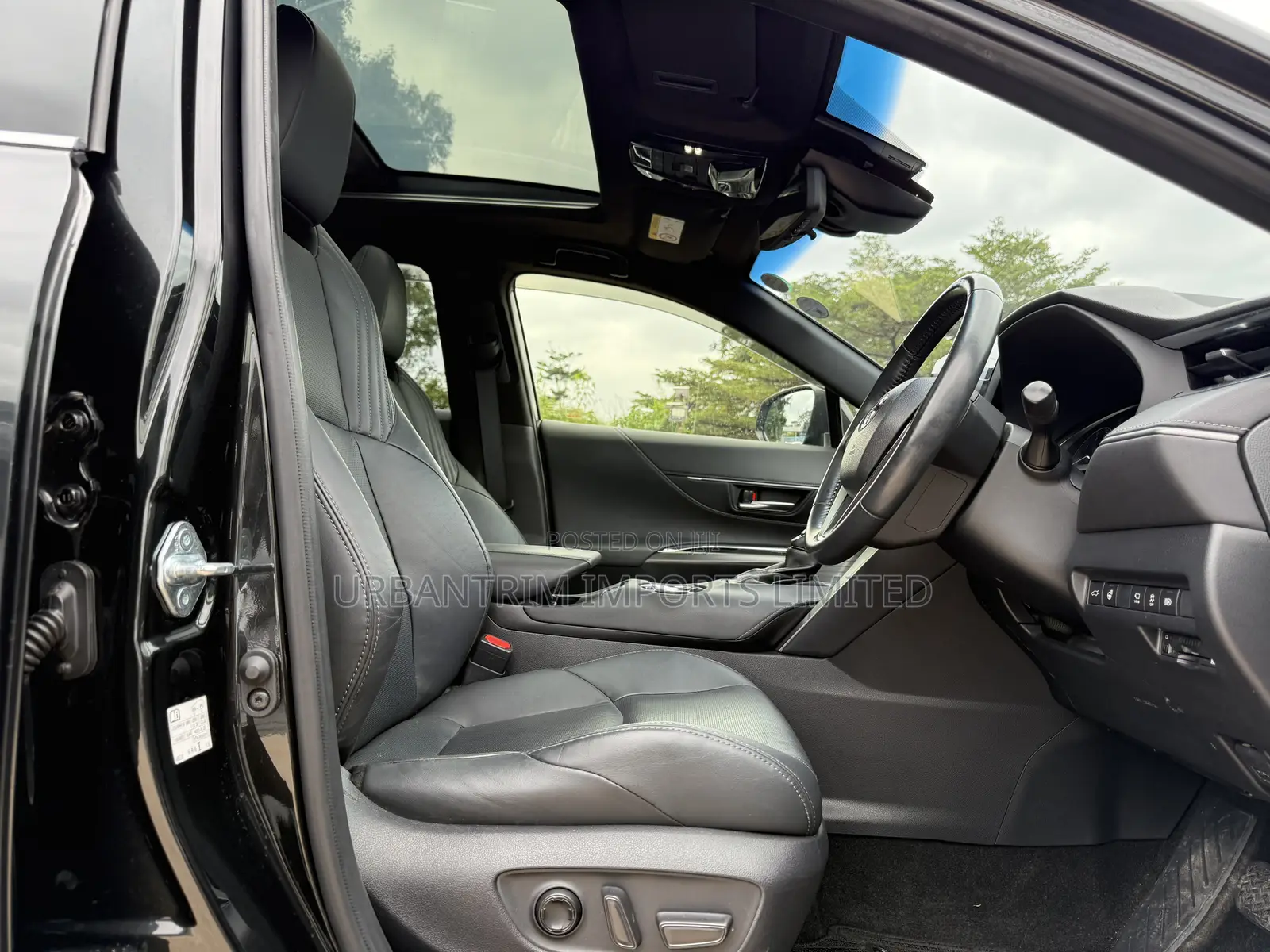 Toyota Harrier 2.0 2020 Black
