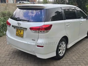 Toyota Wish 2012  White 