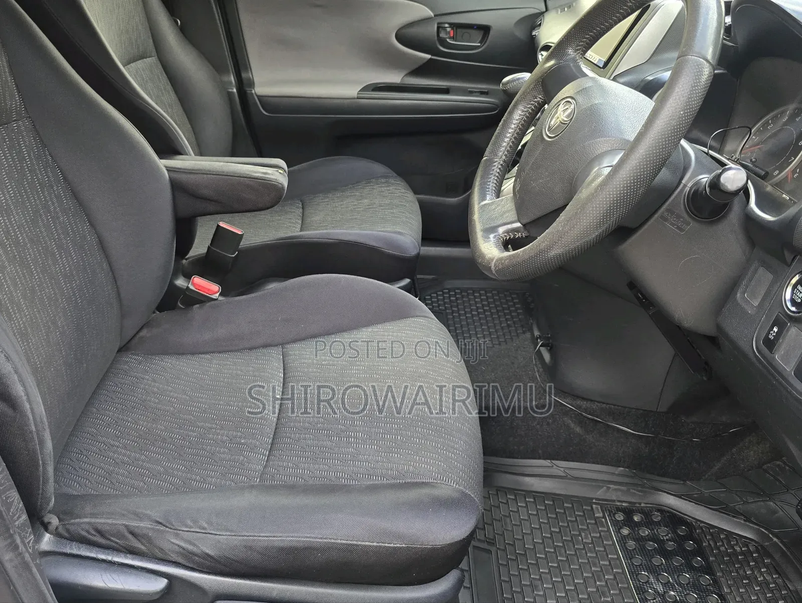 Toyota Wish 2012  White 