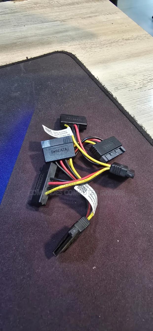 Sata Power Splitter Cables. - thumbnail 2