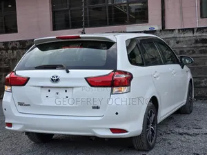 Toyota Corolla Fielder 2018 White