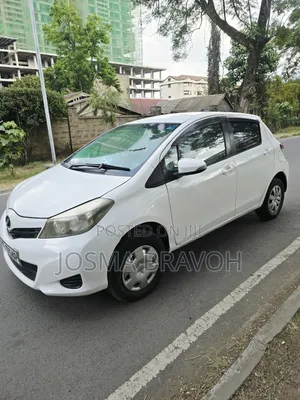 Toyota Vitz 2014 White