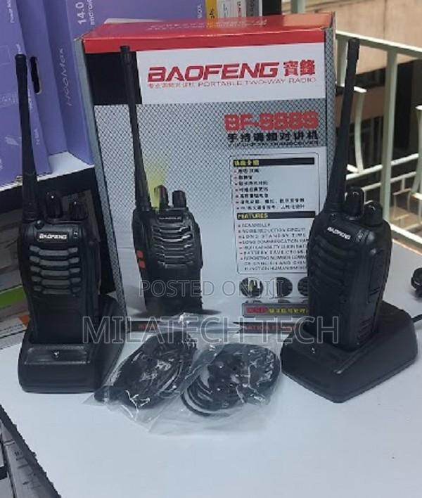Baofeng Bf-888s Handheld Walkie Talkie With Earpiece Compatibility - main view
