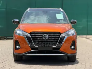 Nissan Kicks 2020 Orange