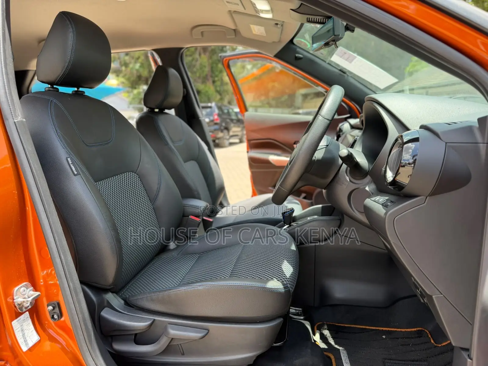 Nissan Kicks 2020 Orange