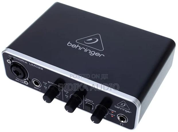 Behringer U-Phoria Umc22 Usb Audio Interface