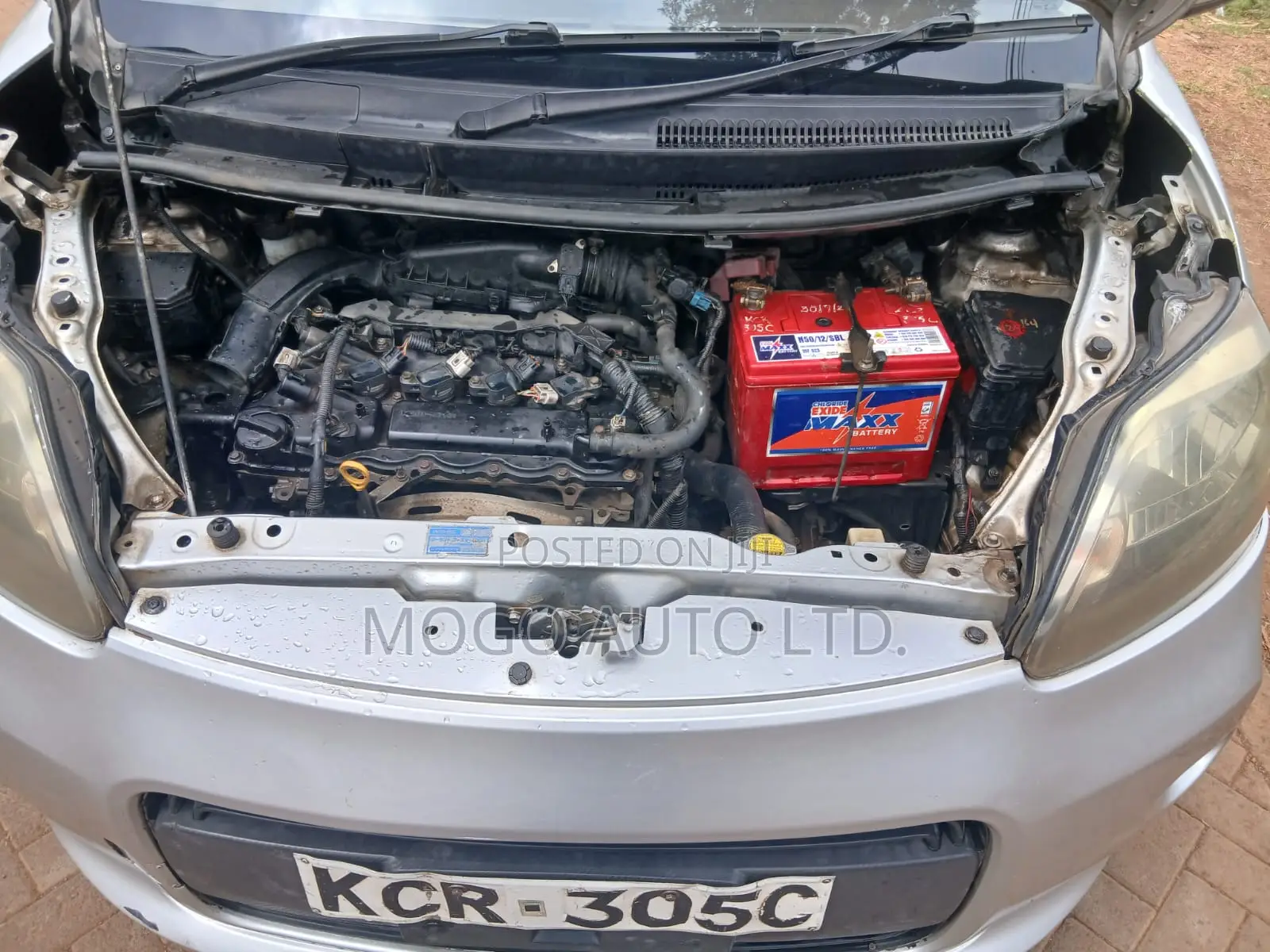 Toyota Porte 2013 Silver