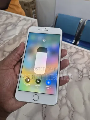 Apple iPhone 8 Plus 64 GB White