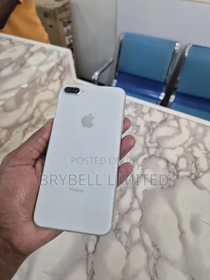 Apple iPhone 8 Plus 64 GB White