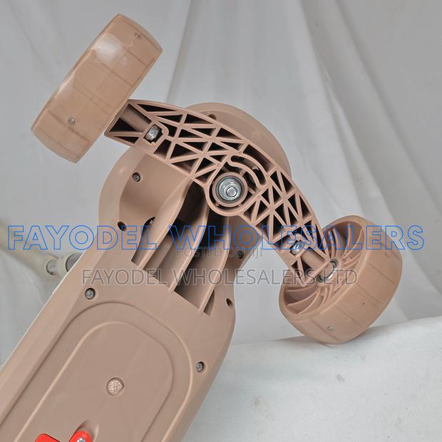 Unior Cruiser Scooter With Adjustable Handle - main view