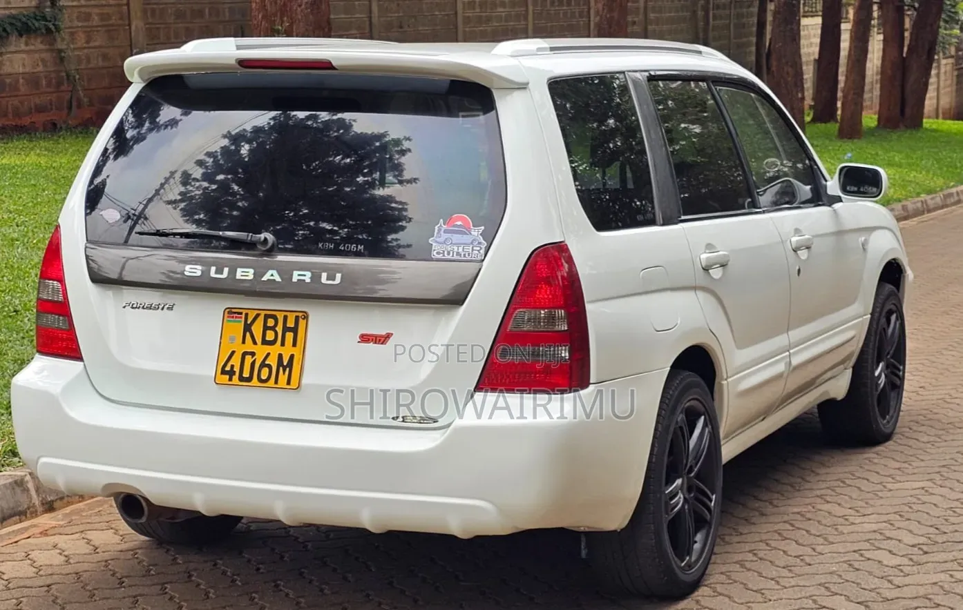 Subaru Forester 2005 White 