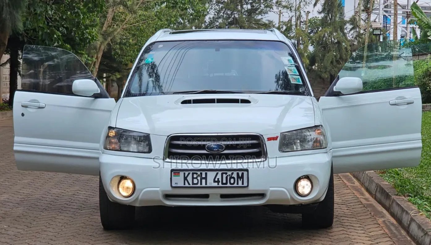 Subaru Forester 2005 White 