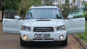 Subaru Forester 2005 Off white