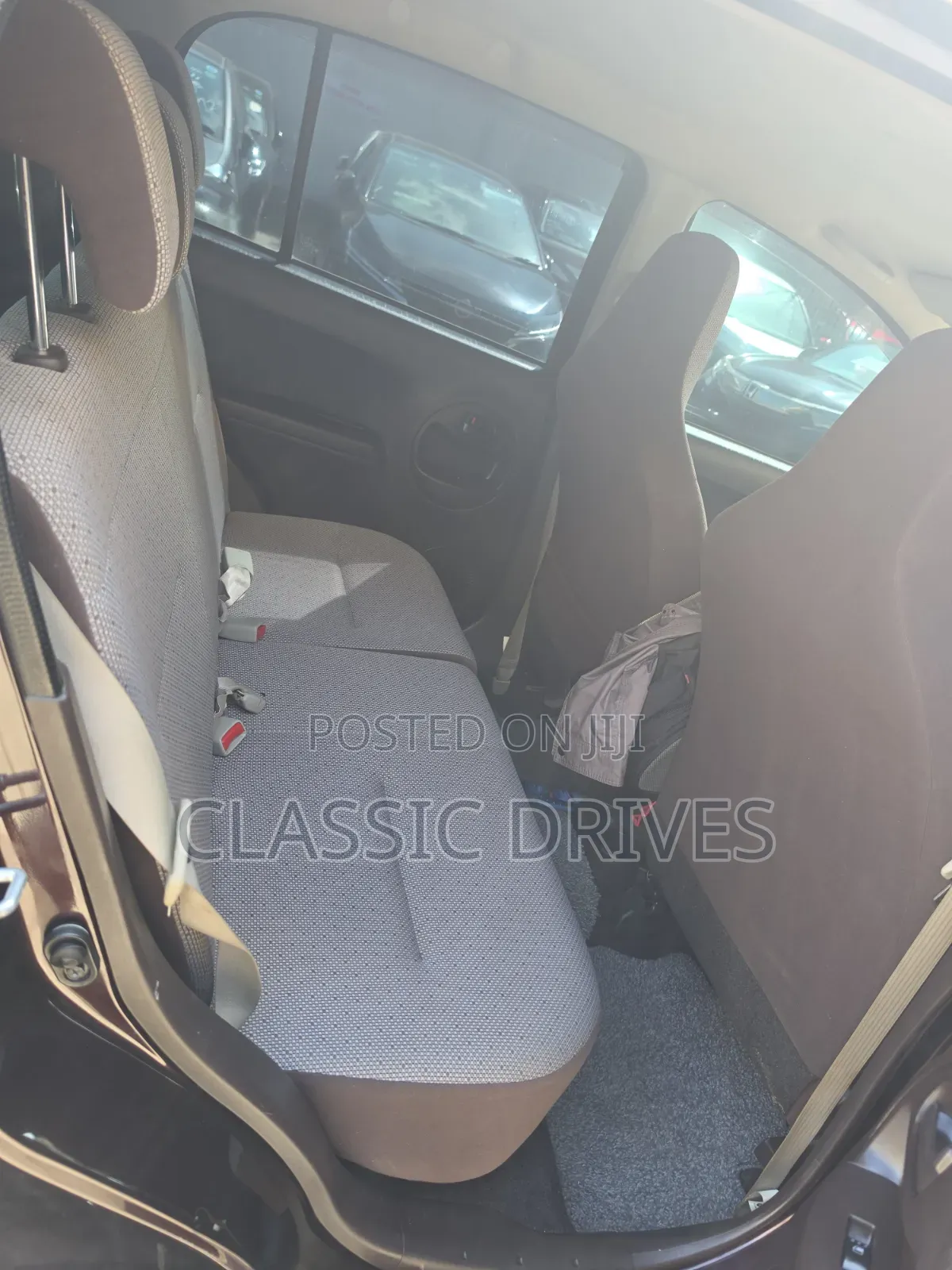Toyota Passo 2016 Maroon