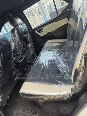 Toyota Fortuner 2021 White