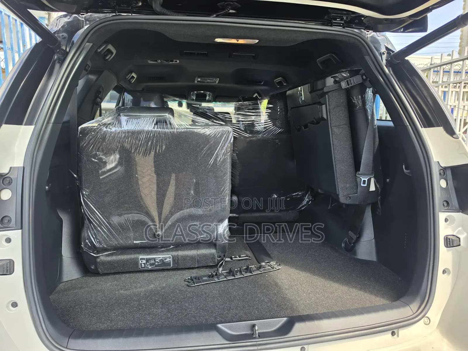 Toyota Fortuner 2021 White