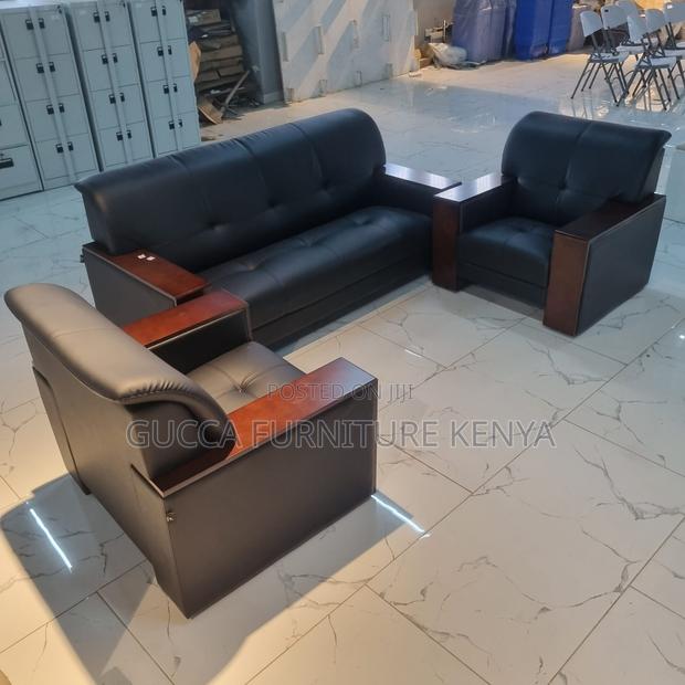 5-Seater Modern Leather Sofa Set. - thumbnail 2