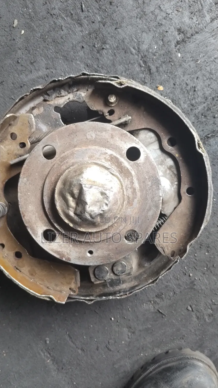 Rear Hub Dion/Lancer