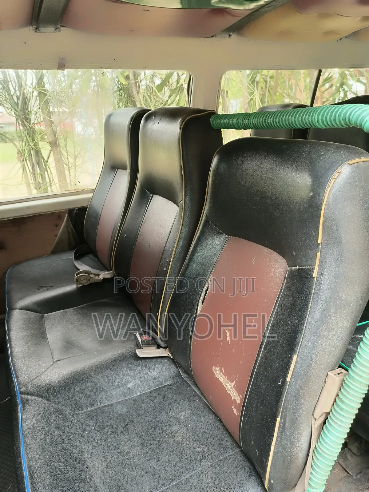 Toyota HiAce 2006 White