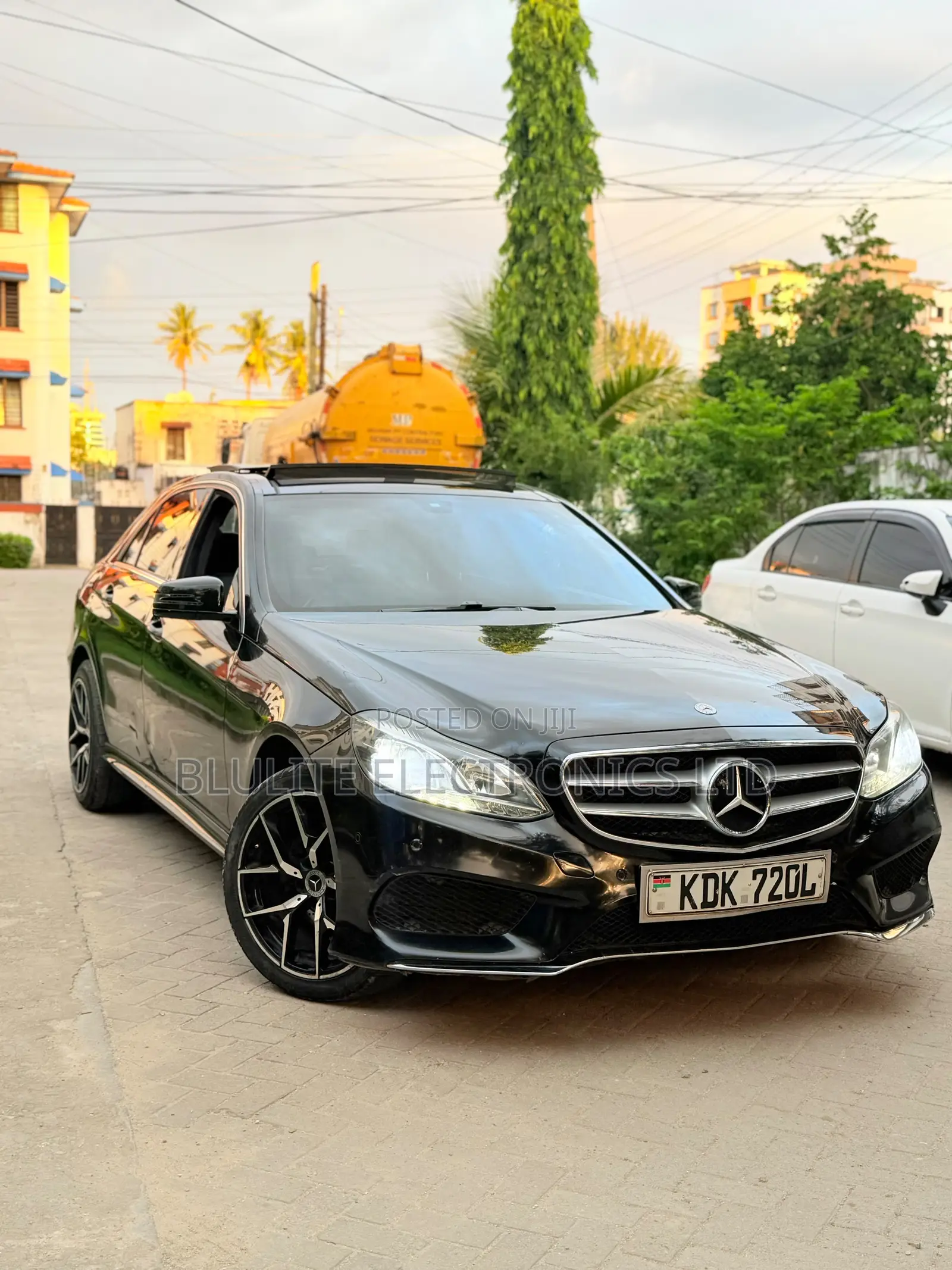 Mercedes-Benz E250 2015 Black