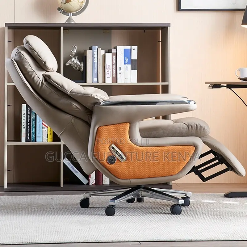 Reclining Director's Seat With Footrest