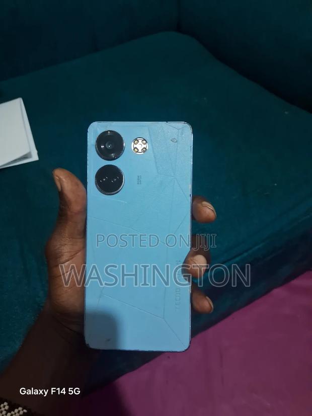 Tecno Camon 20 128 GB Blue
