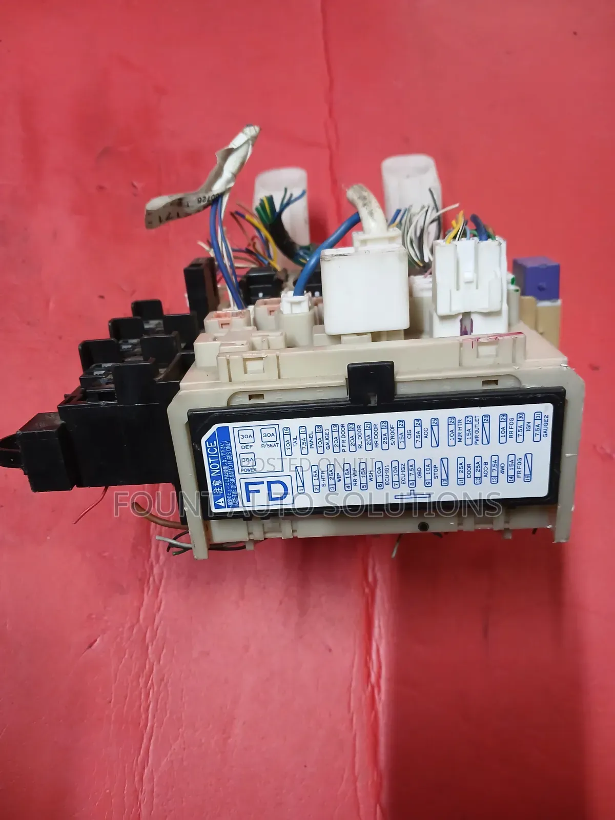 BCM Module/Fuse Box Toyota Rav4/Vanguard