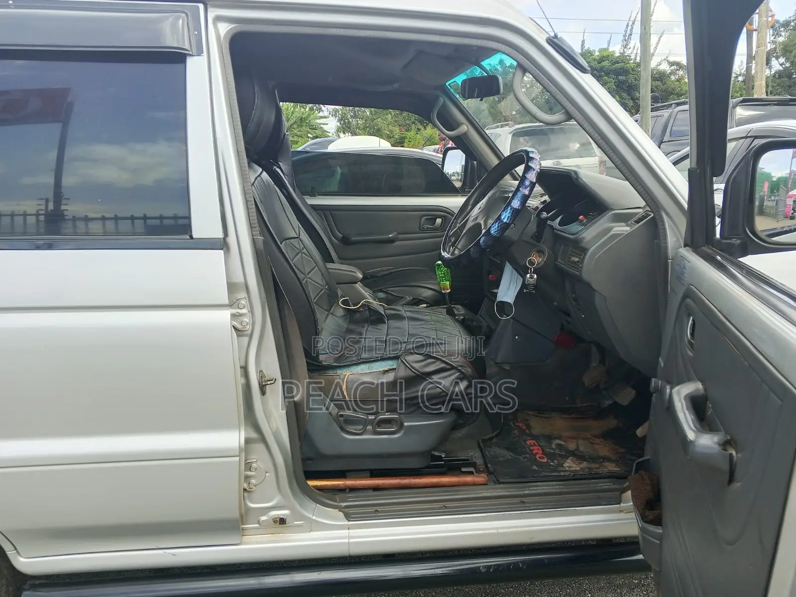 Mitsubishi Pajero Junior 1998 Silver