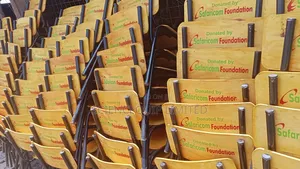 School Lockers With Chairs – Special Offer!