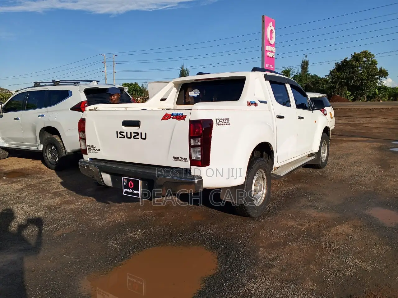 Isuzu D-MAX 2014 White