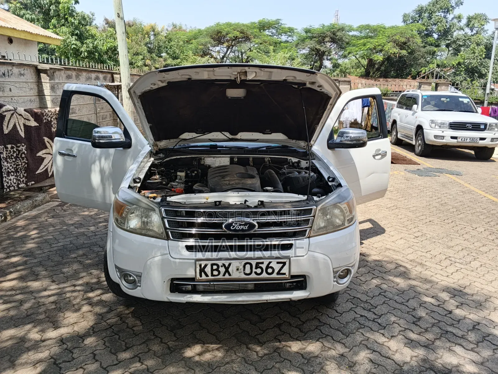 Ford Everest 2011 White