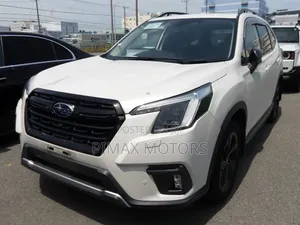 Subaru Forester 2022 White