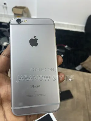 Apple iPhone 6s 32 GB Gray