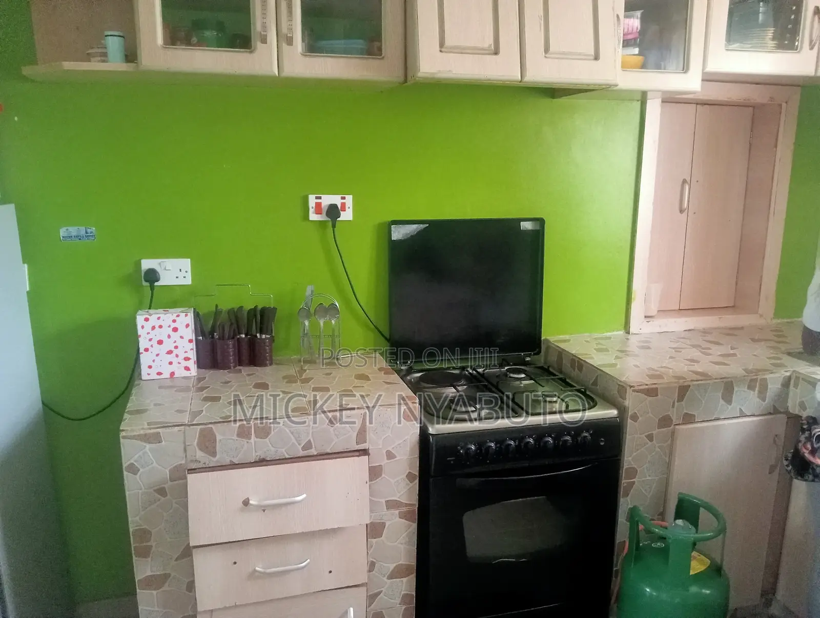 3bdrm Apartment in Nyayo Estate for sale